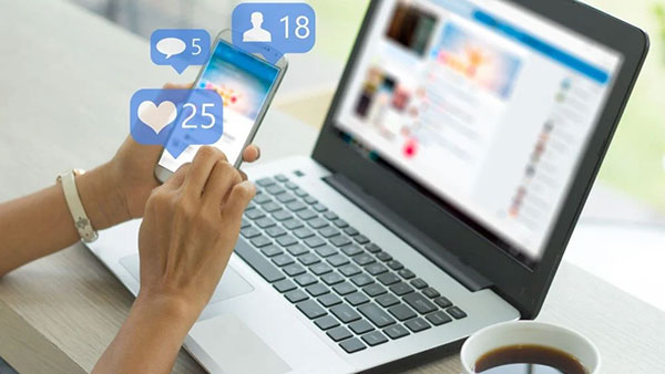 Should Your HOA Use Social Media to Connect with Residents?